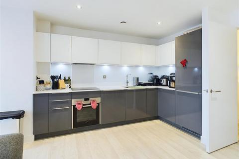 2 bedroom apartment for sale, Harrison Drive, Cambridge