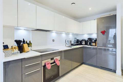 2 bedroom apartment for sale, Harrison Drive, Cambridge