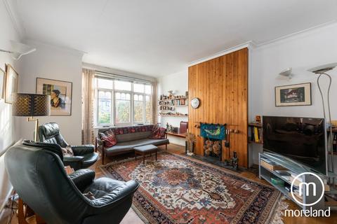 4 bedroom semi-detached house for sale, Highcroft Gardens, London NW11