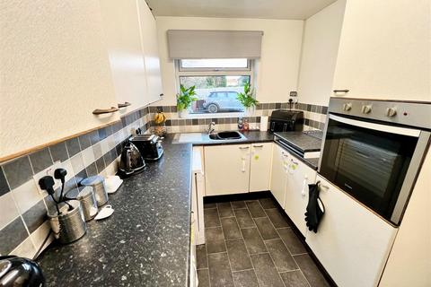 46 Crimscote Close, Shirley, Solihull, B90 4TT