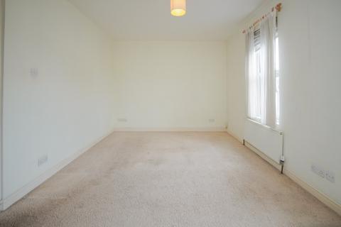 2 bedroom end of terrace house to rent, Crowther Street, Bristol BS3