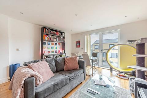 1 bedroom flat for sale, Silverworks Close, Colindale, London, NW9