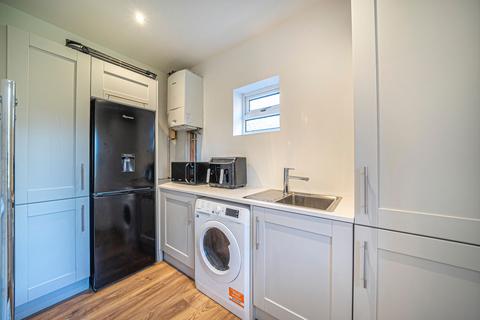 64a Lightsfield, Oakley, Basingstoke, RG23 7BY