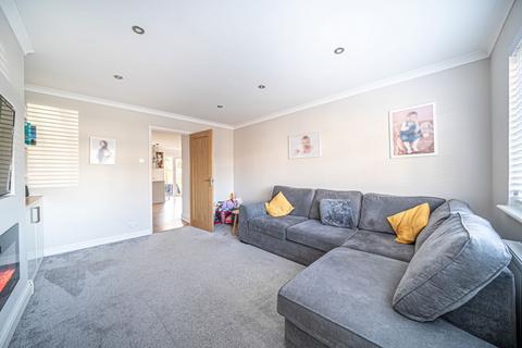 64a Lightsfield, Oakley, Basingstoke, RG23 7BY