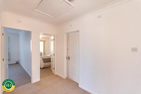 15 The Close, Branton, Doncaster, DN3 3LX