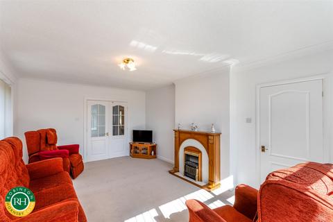 15 The Close, Branton, Doncaster, DN3 3LX