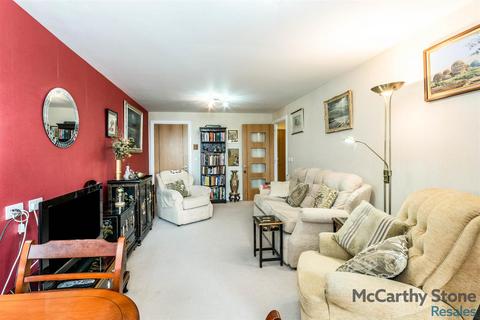 2 bedroom apartment for sale, Wardington Court, Welford Road, Northampton, NN2 8FR