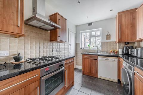 2 bedroom flat for sale, Herga Court, Harrow on the Hill, Harrow, HA1