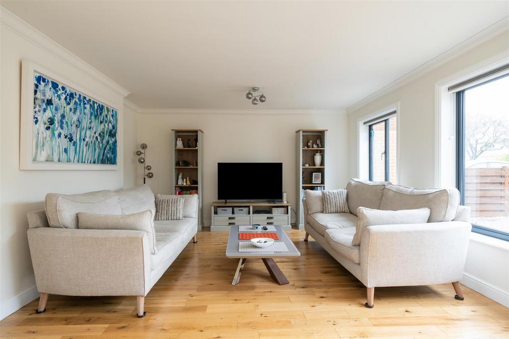 64 Woodlea Drive 47.jpg