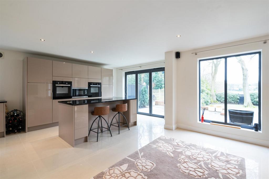 64 Woodlea Drive 56.jpg
