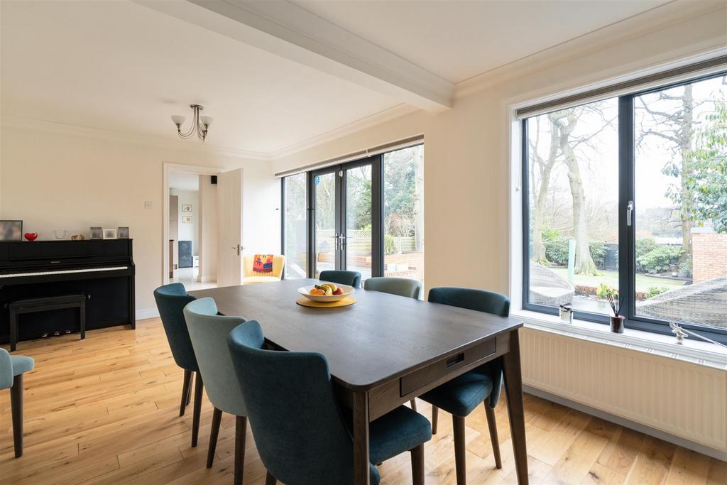 64 Woodlea Drive 33.jpg