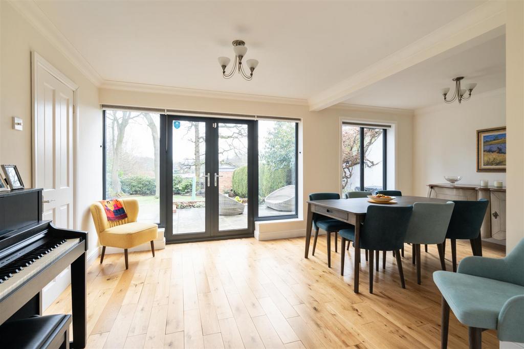 64 Woodlea Drive 38.jpg