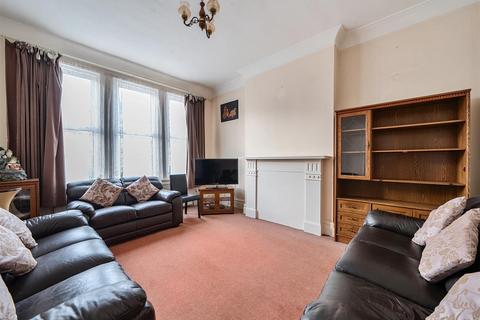 8 Cedar Road, London, NW2 6SR