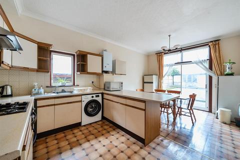 8 Cedar Road, London, NW2 6SR