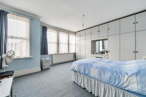 8 Cedar Road, London, NW2 6SR