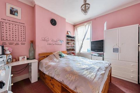 8 Cedar Road, London, NW2 6SR