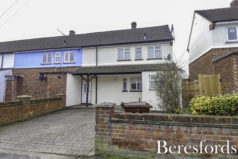 2 bedroom end of terrace house for sale, Cornwall Road, Pilgrims Hatch, CM15