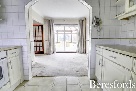 28 Cornwall Road, Pilgrims Hatch, Brentwood, CM15 9LX