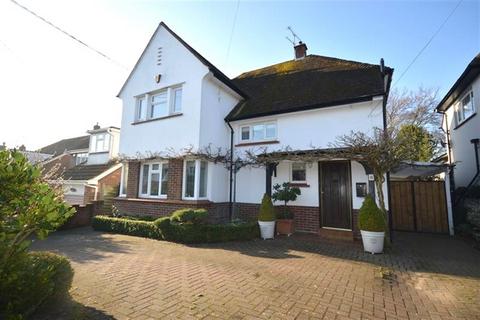 4 bedroom detached house for sale, Marshalls Road, Braintree, CM7