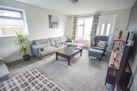 2 bedroom end of terrace house for sale, Springfield Close, Eckington, Sheffield, S21