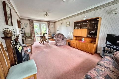 3 bedroom detached bungalow for sale, Ferndown