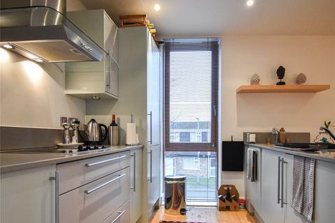 2 bedroom apartment to rent, Meadowcroft, Cambridge, CB4