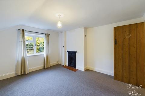 2 bedroom cottage for sale, North End Square, Buckingham