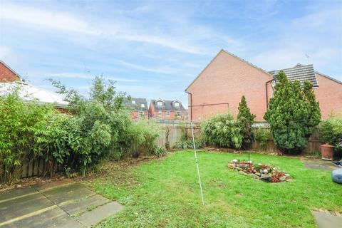 6 Doublegates Walk, Ripon, HG4 2TX