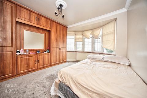 145 Wardown Crescent, Luton, LU2 7JU
