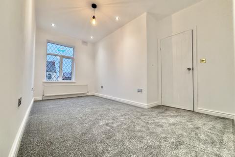 1 Aintree Road, Blackpool, FY4 3BD