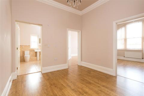 2 bedroom flat for sale, Driffield Terrace, North Yorkshire YO24