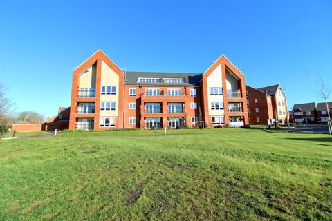 2 bedroom flat for sale, 3 Newlands Place, Seaford