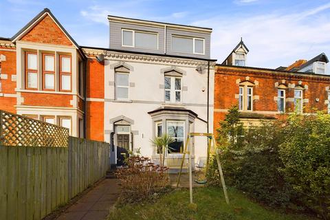 5 bedroom terraced house for sale, Victoria Avenue, Whitley Bay