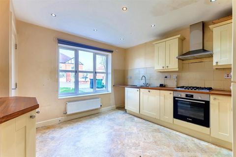 4 bedroom detached house for sale, New Road, Evesham WR11