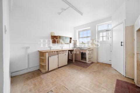 4 bedroom apartment for sale, Sidmouth Road, NW2