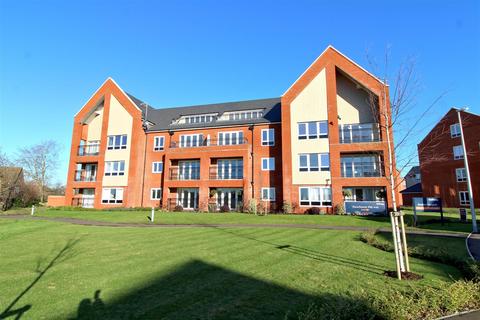 2 bedroom flat for sale, 3 Newlands Place, Seaford