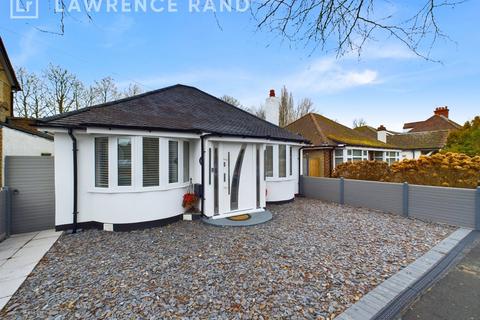 3 bedroom bungalow for sale, Myrtle Avenue, Ruislip, Middlesex, HA4