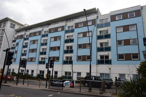 2 bedroom flat to rent, Hudson House, Station Approach, Epsom, KT19 8DJ