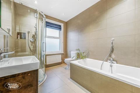 15 Regina Terrace, London, W13 9HY