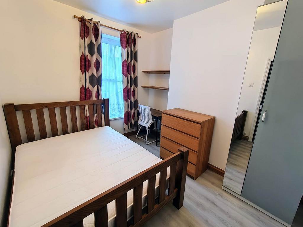 First floor middle b