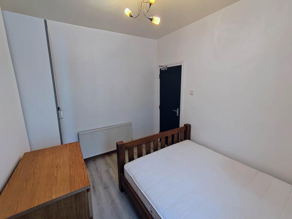 First floor middle b