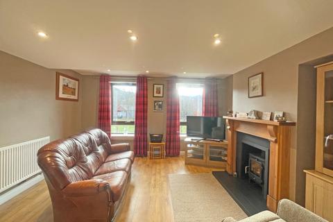 1 Keppoch Terrace, Roy Bridge, PH31 4AD