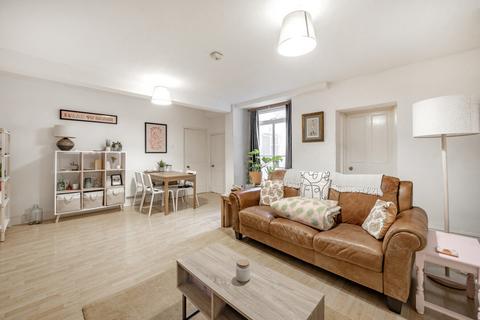 2 bedroom apartment for sale, Hewlett Road, Cheltenham, Gloucestershire, GL52