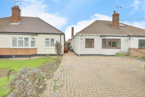 2 bedroom semi-detached bungalow for sale, London Road, Benfleet, SS7