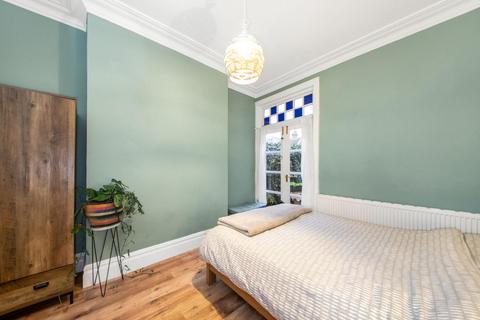 2 bedroom apartment for sale, Beulah Hill, Crystal Palace, London, SE19