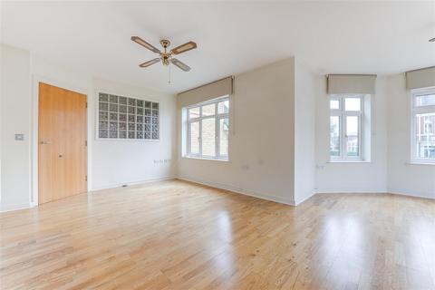 2 bedroom flat for sale, Trinity Avenue, Enfield