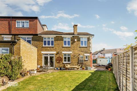 32 Croft Gardens, London, W7 2JQ