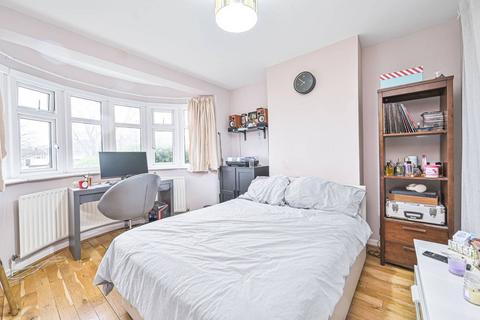 3 bedroom house for sale, Rushdene Avenue, East Barnet, Barnet, EN4