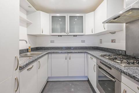 2 bedroom flat for sale, Western Beach Apartments, Royal Docks, London, E16