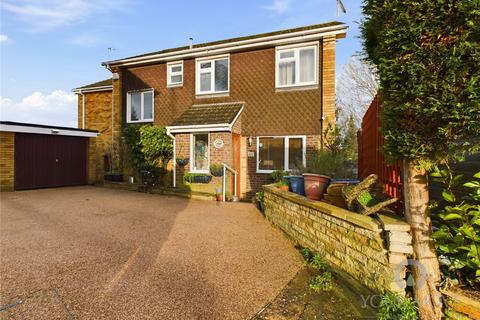 4 bedroom detached house for sale, Parade Bank, Northampton NN3